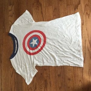 woman’s marvel tee shirt
